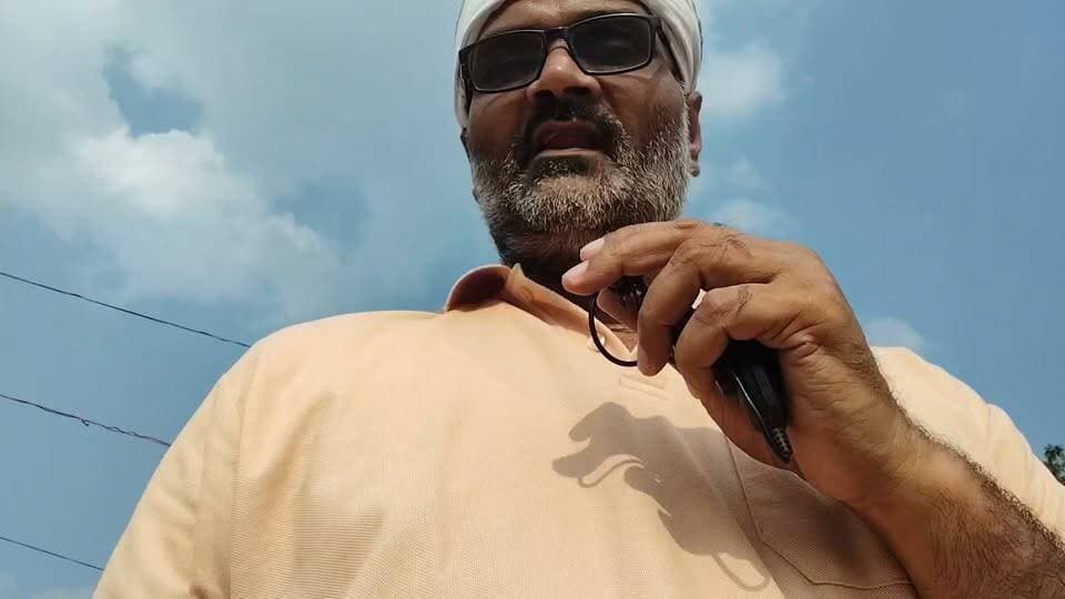 मऊ - ऐतिहासिक रामलीला मामा 'मारीच वध' के लिए मुस्लिम समुदाय की तोड़ी जाती है दीवार!
