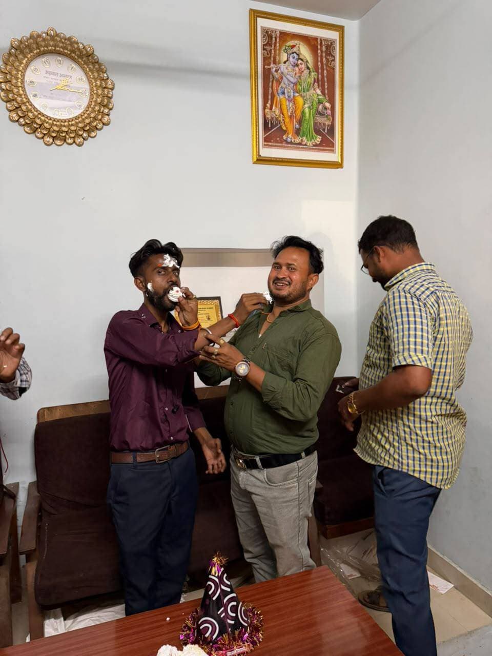 पत्रकार साथी आकाश कश्यप को जन्म दिन की बहुत बहुत बधाई एवं शुभकामनाएं🎂💐