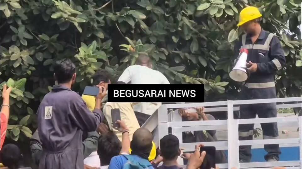 बेगूसराय के रिफाइनरी में मृतक मजदूर को मुआवजा नहीं मिलने पर मचा बवाल