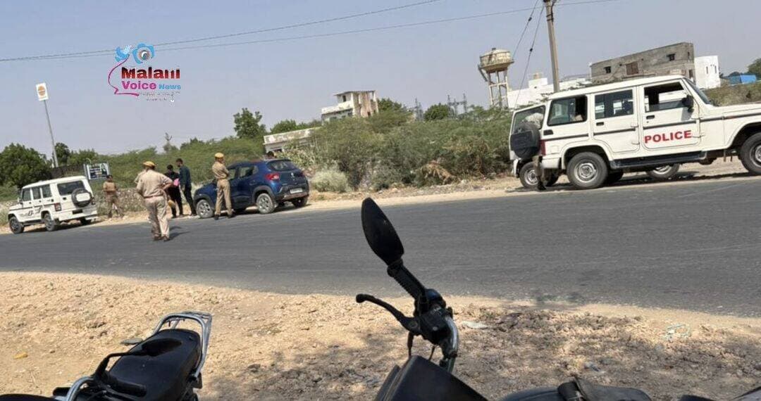 गुड़ामालानी में जोधपुर NCB की बड़ी कार्रवाई
गुड़ामालानी में नशीली दवाइयों के खिलाफ जोधपुर नारकोटिक्स कंट्रोल ब्यूरो (NCB) की बड़ी कार्रवाई की जानकारी सामने आई है। विभिन्न प्रकार की संदिग्ध नशीली दवाइयां बरामद होने की सूचना। कार्रवाई के दौरान एक वाहन जब्त, एक आरोपी गिरफ्तार। मामले में विस्तृत जानकारी और आधिकारिक पुष्टि का इंतजार।
<nis:link nis:type=tag nis:id=gudamalani nis:value=Gudamalani nis:enabled=true nis:link/> <nis:link nis:type=tag nis:id=balotra nis:value=Balotra nis:enabled=true nis:link/> <nis:link nis:type=tag nis:id=ncb nis:value=NCB nis:enabled=true nis:link/> <nis:link nis:type=tag nis:id=jodhpur nis:value=Jodhpur nis:enabled=true nis:link/> <nis:link nis:type=tag nis:id=breakingnews nis:value=BreakingNews nis:enabled=true nis:link/>