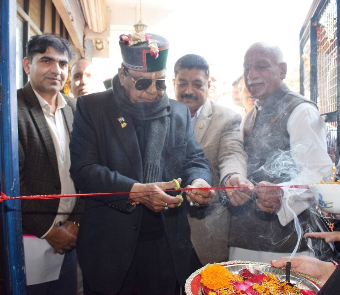 सोलन में टोमेटो प्यूरी इकाइयों का शुभारंभ
मंत्री धनीराम शांडिल ने किया उद्घाटन
महिला स्वयं सहायता समूहों को बड़ी सौगात, रोजगार-स्वरोजगार को मिलेगा बढ़ावा....