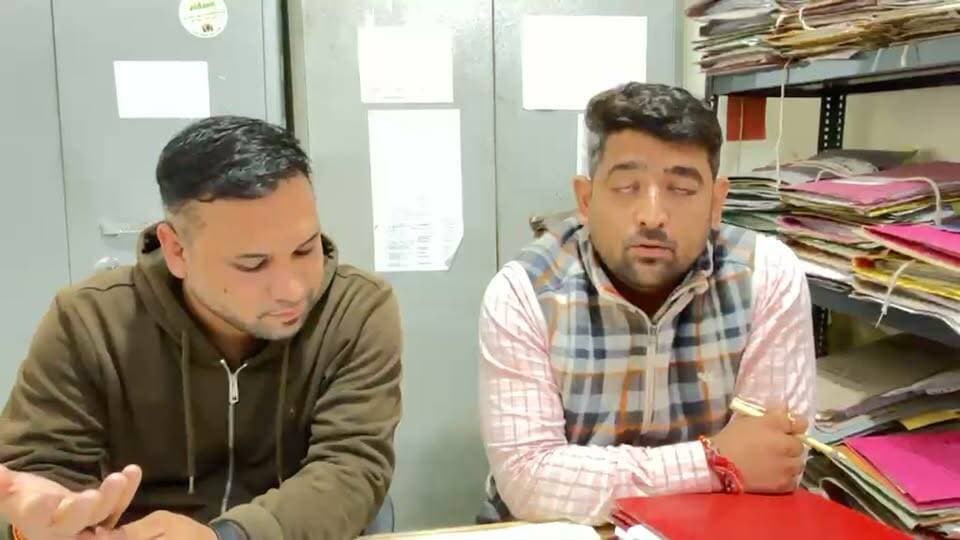 नगर परिषद कुल्लू द्वारा अब सिटीजन सेवा पोर्टल द्वारा लिया जाएगा सफाई शुल्क
नगर परिषद् कुल्लू के कनिष्ठ अभियंता सचिन ठाकुर ने दी जानकारी Kullu Times Municipal Council Kullu