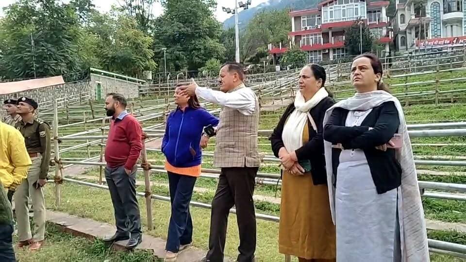 ऐतिहासिक लालचंद प्रार्थी कला केंद्र अपने नए स्वरूप में, विधायक सुंदर सिंह ठाकुर व जिला प्रशासन कर रहे हैं निरीक्षण लाइव