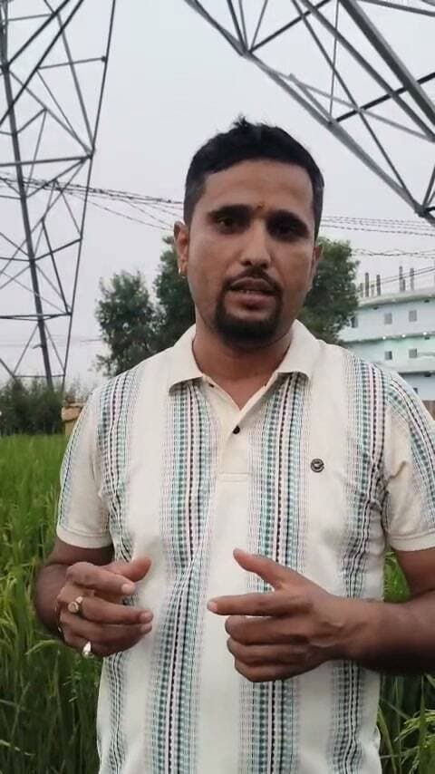 प्यार में नईखी गोरी हम बेवफा!मोहब्बत को पाने के लिए हाइटेंशन बिजली के पोल पर चढ़ा युवक,बना चर्चा का विषय....
@highlight #viralreelschallenge #viralvideochallenge