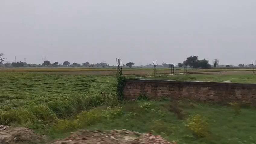 आज की आंधी ने तो किसान पर कहर ढा दिया