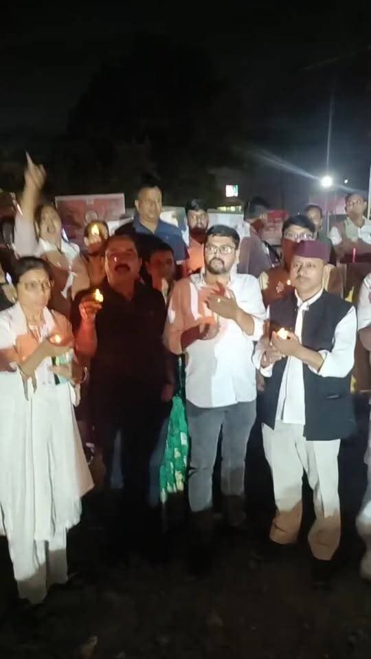 #अंकिता #भंडारी को #न्याय देने की मांग को लेकर #कांग्रेस ब्लॉक कमेटी द्वारा #कैंडल मार्च #justice #AnkitaBhandari #kiranmahara #भोलाभट्ट #sanjaykirola #bjp