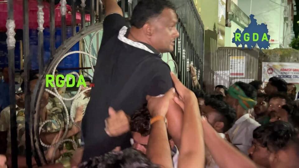 Chaos Erupts at Rayagada College Over Election Results!
#collegeelection #studentunion #rayagadacollege #rgda #rayagada #odianews #odishanews #topnews #topstories #rayagadanews