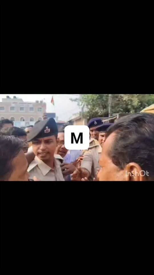 नवादा थानां क्षेत्र में रिटायर कस्टम अधिकारी के हत्या मामले में आक्रोशत लोगो ने किया सड़क जाम