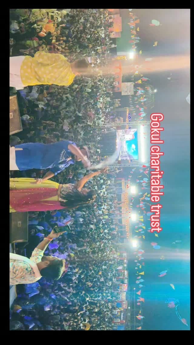 A huuu keeeeyyyyyy 🤣
#navratri2026 #hukey