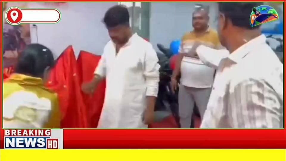 #बांका के मां तारा ऑटोमोबाइल्स में बजाज की तीन नई पल्सर बाइक लॉन्च, ग्राहकों को मिल रही बंपर छूट
#BajajMotorcycles #bajajpulsar #videosvirales