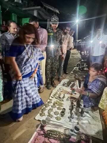 ବିଷମକଟକ: ବିଷମକଟକରେ ହସ୍ତତନ୍ତ ଓ ବୟନ ଶିଳ୍ପ ସଚିବ: ଡୋକ୍ରା ଶିଳ୍ପର କଲେ ସମୀକ୍ଷା