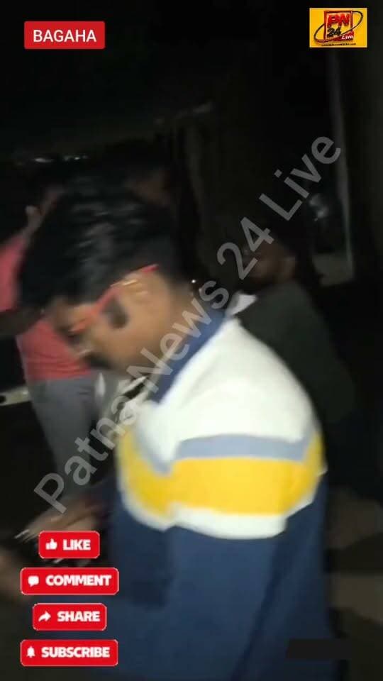 शराब कारोबारियों का दुस्साहस या शराबबंदी कानून में ढिलाई?
पुलिस पर हमला कर गिरफ्तार अभियुक्त को छुड़ाया! आखिर वजह क्या है?
आपकी नजर में पुलिस पर हमले की मुख्य वजह क्या है? कमेंट में अपनी राय जरूर दें!
#BiharNews #शराबबंदी #पुलिसपरहमला #नौरंगिया #WestChamparan #BiharPolice #BreakingNews #PatnaNews24Live #ViralNews