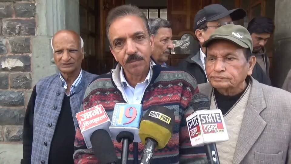 सीनियर सिटीजन संजौली का एक प्रतिनिधि मंडल मिला महापौर से सुनिए क्या बोले विजय सिंदुरिया