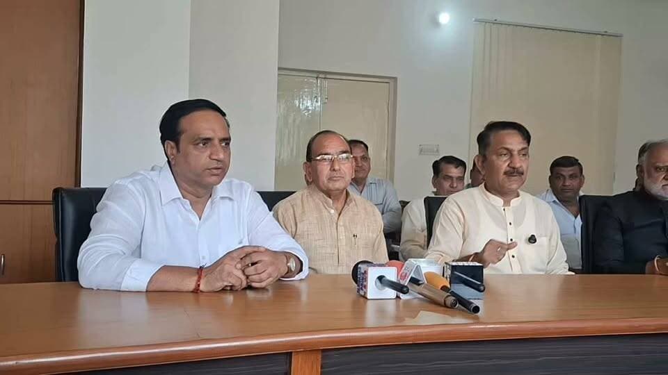 गुर्जर समाज की महापंचायत को लेकर प्रेस वार्ता