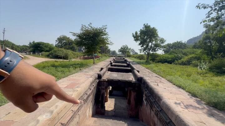 Highlights of Gambhirpura Panchkuti Vav, Full video uploaded on YouTube channel GujjuRider
#gujjurider #idar #stepwell #historical #travel