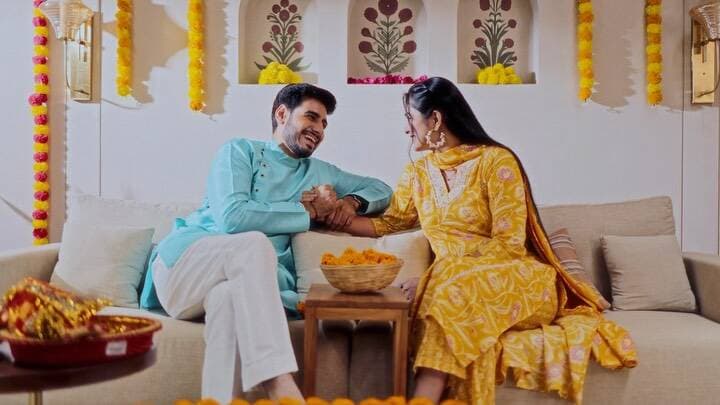 Tyohaar ki raunak apno se.
Aur zindagi ka sukoon, apne ghar se. ❤️🪔
HR wala ghar. Sukoon zindagi bhar.
Get special festive benefits up to 20 lakh!
For more info. Call on +91 9081611224