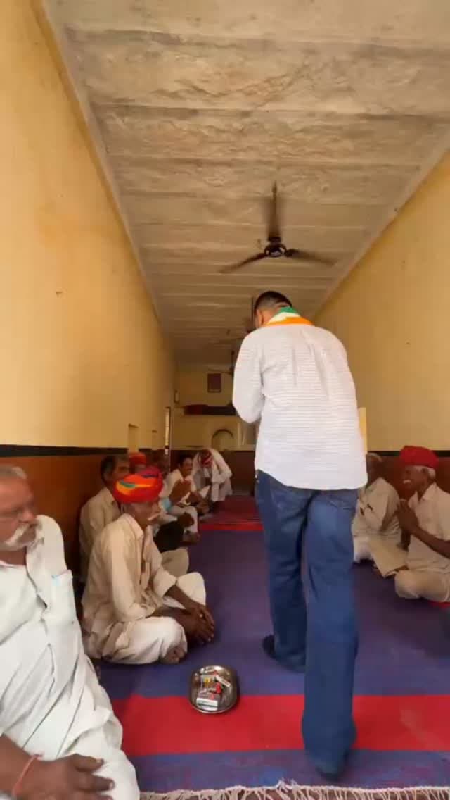 गादेरी गांव में गवई पोल में राजपूत समाज व सर्व समाज द्वारा समर्थन दिया।