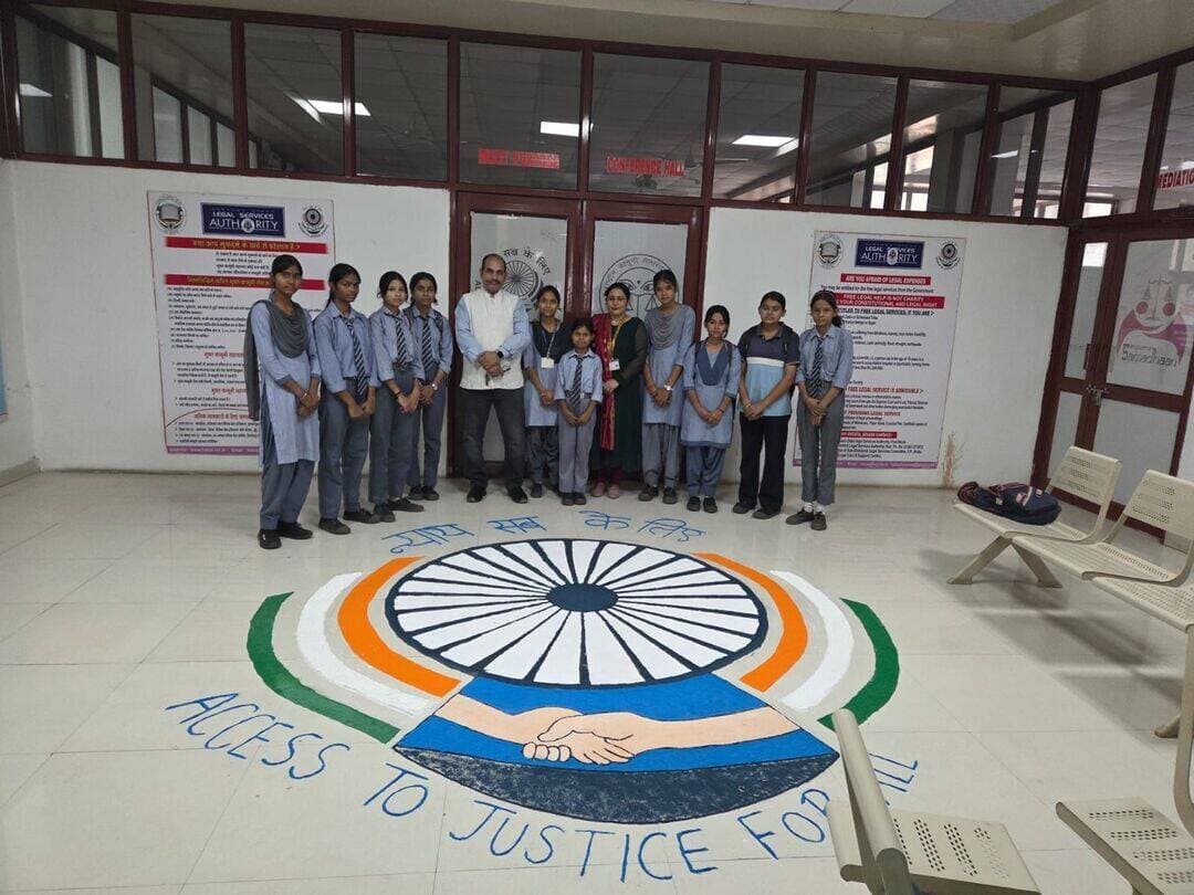 Today ten students of GMSSSS TAURU had Exposure Visit of JUDICIAL COMPLEX NUH and prepared a RANGOLI for tomorrow's programme in Judicial Complex. Thanks a lot DLSA and Specially CJM Neha Jain Ji for providing this opportunity to these students.
ЁЯМЯ рдЕрд╡рд╕рд░, рдЕрдиреБрднрд╡ рдФрд░ рдЖрддреНрдорд╡рд┐рд╢реНрд╡рд╛рд╕ рдХреА рдирдИ рдЙрдбрд╝рд╛рди! ЁЯМЯ
рдЖрдЬ рд░рд╛рдЬрдХреАрдп рд╡рд░рд┐рд╖реНрда рдорд╛рдзреНрдпрдорд┐рдХ рд╡рд┐рджреНрдпрд╛рд▓рдп, рддрд╛рдКрд░реВ (GMSSSS TAURU) рдХреЗ 10 рд╡рд┐рджреНрдпрд╛рд░реНрдерд┐рдпреЛрдВ рдиреЗ рдЬрд┐рд▓рд╛ рдиреНрдпрд╛рдпрд╛рд▓рдп рдкрд░рд┐рд╕рд░, рдиреВрдВрд╣ (Judicial Complex Nuh) рдХрд╛ рдПрдХреНрд╕рдкреЛрдЬрд░ рд╡рд┐рдЬрд┐рдЯ рдХрд┐рдпрд╛ред рдЗрд╕ рджреМрд░рд╛рди рд╡рд┐рджреНрдпрд╛рд░реНрдерд┐рдпреЛрдВ рдиреЗ рдХрд▓ рдиреНрдпрд╛рдпрд┐рдХ рдкрд░рд┐рд╕рд░ рдореЗрдВ рдЖрдпреЛрдЬрд┐рдд рд╣реЛрдиреЗ рд╡рд╛рд▓реЗ рдХрд╛рд░реНрдпрдХреНрд░рдо рдХреЗ рд▓рд┐рдП рд╕реБрдВрджрд░ рд░рдВрдЧреЛрд▓реА рддреИрдпрд╛рд░ рдХрд░ рдЕрдкрдиреА рд░рдЪрдирд╛рддреНрдордХрддрд╛, рдХрд▓рд╛ рдФрд░ рдкреНрд░рддрд┐рднрд╛ рдХрд╛ рд╢рд╛рдирджрд╛рд░ рдкреНрд░рджрд░реНрд╢рди рдХрд┐рдпрд╛ред ЁЯОиЁЯМ╕
рдРрд╕реЗ рдЕрд╡рд╕рд░ рд╡рд┐рджреНрдпрд╛рд░реНрдерд┐рдпреЛрдВ рдХреЛ рдХрд┐рддрд╛рдмреА рдЬреНрдЮрд╛рди рд╕реЗ рдЖрдЧреЗ рдмрдврд╝рдХрд░ рд╡рд╛рд╕реНрддрд╡рд┐рдХ рдЬреАрд╡рди рдХреЛ рд╕рдордЭрдиреЗ, рдирдИ рдЪреАрдЬреЗрдВ рд╕реАрдЦрдиреЗ рдФрд░ рдЕрдкрдиреА рдкреНрд░рддрд┐рднрд╛ рдХреЛ рдирд┐рдЦрд╛рд░рдиреЗ рдХрд╛ рд╕реБрдирд╣рд░рд╛ рдЕрд╡рд╕рд░ рдкреНрд░рджрд╛рди рдХрд░рддреЗ рд╣реИрдВред ЁЯТР
ЁЯЩП DLSA рддрдерд╛ рд╡рд┐рд╢реЗрд╖ рд░реВрдк рд╕реЗ рдорд╛рдирдиреАрдп CJM рд╢реНрд░реАрдорддреА рдиреЗрд╣рд╛ рдЬреИрди рдЬреА рдХрд╛ рд╣рд╛рд░реНрджрд┐рдХ рдЖрднрд╛рд░, рдЬрд┐рдиреНрд╣реЛрдВрдиреЗ рд╡рд┐рджреНрдпрд╛рд░реНрдерд┐рдпреЛрдВ рдХреЛ рдпрд╣ рдкреНрд░реЗрд░рдгрд╛рджрд╛рдпрдХ рдЕрд╡рд╕рд░ рдкреНрд░рджрд╛рди рдХрд┐рдпрд╛ред рдЖрдкрдХрд╛ рдпрд╣ рдкреНрд░рдпрд╛рд╕ рд╡рд┐рджреНрдпрд╛рд░реНрдерд┐рдпреЛрдВ рдХреЗ рдЖрддреНрдорд╡рд┐рд╢реНрд╡рд╛рд╕, рд░рдЪрдирд╛рддреНрдордХрддрд╛ рдФрд░ рд╡реНрдпрдХреНрддрд┐рддреНрд╡ рд╡рд┐рдХрд╛рд╕ рдХреЛ рдирдИ рджрд┐рд╢рд╛ рджреЗрдиреЗ рд╡рд╛рд▓рд╛ рд╣реИред
тЬи рдЬрдм рдмрдЪреНрдЪреЛрдВ рдХреЛ рдЕрд╡рд╕рд░ рдорд┐рд▓рддрд╛ рд╣реИ, рддреЛ рдЙрдирдХреА рдкреНрд░рддрд┐рднрд╛ рдирд┐рдЦрд░рддреА рд╣реИ рдФрд░ рд╕рдкрдиреЛрдВ рдХреЛ рдирдИ рдЙрдбрд╝рд╛рди рдорд┐рд▓рддреА рд╣реИ!
<nis:link nis:type=tag nis:id=gmsssstauru nis:value=GMSSSSTauru nis:enabled=true nis:link/> <nis:link nis:type=tag nis:id=judicialcomplexnuh nis:value=JudicialComplexNuh nis:enabled=true nis:link/> <nis:link nis:type=tag nis:id=dlsa nis:value=DLSA nis:enabled=true nis:link/> <nis:link nis:type=tag nis:id=nehajain nis:value=NehaJain nis:enabled=true nis:link/> <nis:link nis:type=tag nis:id=studentempowerment nis:value=StudentEmpowerment nis:enabled=true nis:link/> <nis:link nis:type=tag nis:id=exposurevisit nis:value=ExposureVisit nis:enabled=true nis:link/> <nis:link nis:type=tag nis:id=experientiallearning nis:value=ExperientialLearning nis:enabled=true nis:link/> <nis:link nis:type=tag nis:id=creativelearning nis:value=CreativeLearning nis:enabled=true nis:link/> <nis:link nis:type=tag nis:id=educationforall nis:value=EducationForAll nis:enabled=true nis:link/> <nis:link nis:type=tag nis:id=рдиреВрдВрд╣рдореЗрд╡рд╛рдд nis:value=рдиреВрдВрд╣рдореЗрд╡рд╛рдд nis:enabled=true nis:link/> <nis:link nis:type=tag nis:id=рд╡рд┐рджреНрдпрд╛рд░реНрдереАрдкреНрд░рддрд┐рднрд╛ nis:value=рд╡рд┐рджреНрдпрд╛рд░реНрдереАрдкреНрд░рддрд┐рднрд╛ nis:enabled=true nis:link/> <nis:link nis:type=tag nis:id=рд╢рд┐рдХреНрд╖рд╛_рд╕реЗ_рд╕рд╢рдХреНрддрд┐рдХрд░рдг nis:value=рд╢рд┐рдХреНрд╖рд╛_рд╕реЗ_рд╕рд╢рдХреНрддрд┐рдХрд░рдг nis:enabled=true nis:link/>