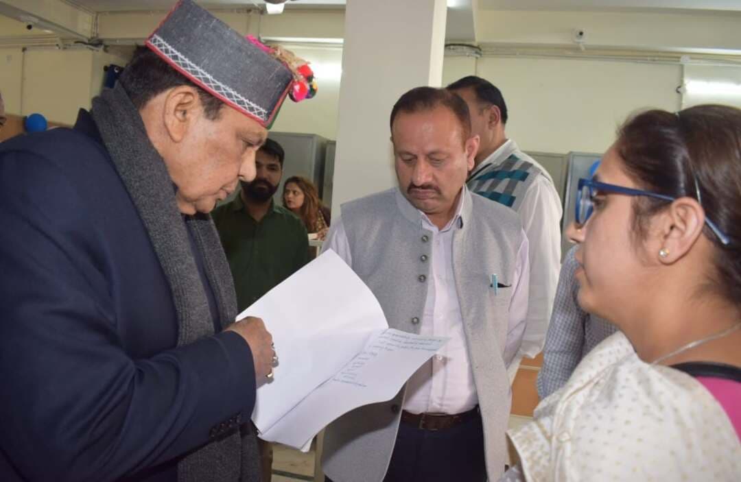 बैंक हर व्यक्ति को आर्थिक प्रणाली से जोड़कर आत्मनिर्भर बनाने में सहायक - डॉ. शांडिल