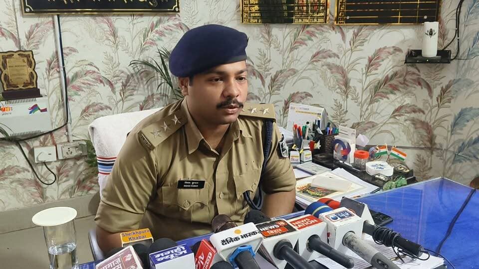 दुर्गा पूजा में यातायात व्यवस्था।
जान लीजिए कैसे, कब, कहाँ से वाहन का प्रवेश हो रही है।
देखिए लीजिए।
