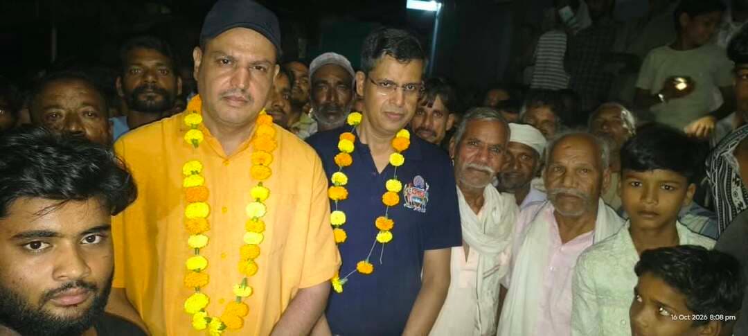 अपने पिता पूर्व मंत्री स्व. भरत सिंह के नक्शे कदम पर बेटे गंगा सिंह, ग्रामीणों से चर्चा के बाद उतरे पंचायत चुनाव रण में, शुरू किया जनसम्पर्क