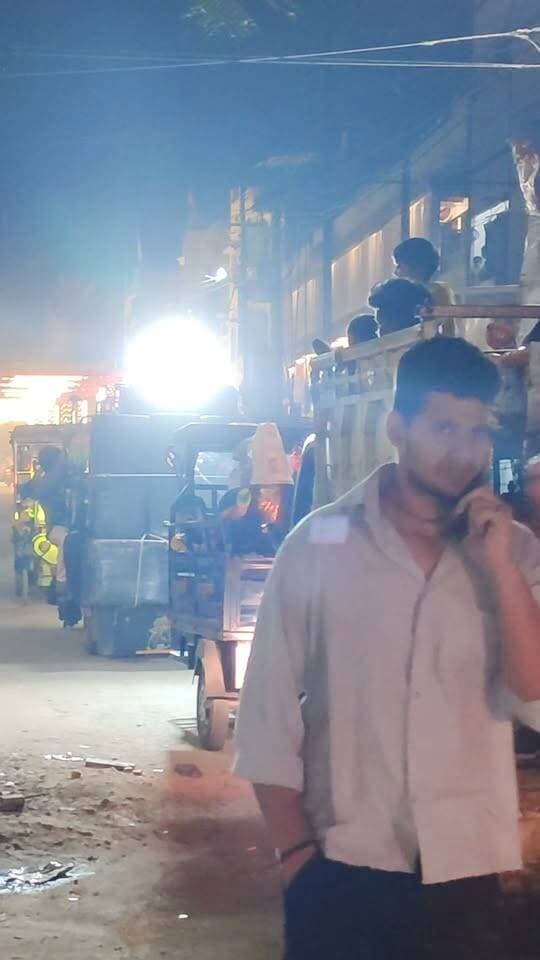 मिर्जापुर में दुर्गा पूजा के पंडाल सज करते हुए तैयार मां दुर्गा की मूर्ति पंडाल में विराजने के लिए हो रही रवाना #TodayMirzapur #MirzapurNews #LocalUpdates