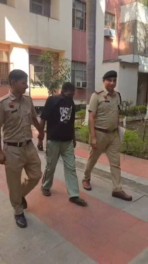 ऑपरेशन हंडडाउन से चोरों पर पंचकूला पुलिस का शिकंजा: दुकान और मंदिर में चोरी करने वाले दो आरोपी गिरफ्तार, चोरी का सामान व मंदिर से चोरी हुई नकदी बरामद