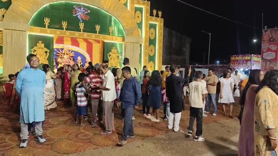 ইসলামপুরে প্রথম বর্ষ পালনে শিবডাঙ্গী পাড়া শ্যামাপ্রসাদ সার্বজনীন দূর্গাপূজা কমিটি