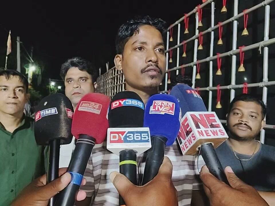 লংকাৰ ৬ নং বাৰ্ডৰ লংকেশ্বৰী গ্ৰাণ্ট ৱাৰোৱাৰী নামঘৰত ২৫ বছৰীয়া দূৰ্গা পূজা উদযাপন।।