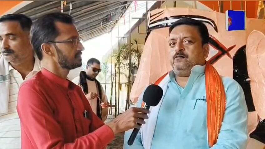 रावण दहन का महा-आयोजन! लाखों का खर्च, हजारों की भीड़… देखिए पूरी तैयारी!
#Ghosait #RavanDahan #Dussehra2026 #Lakhisarai #Suryagarha #PiriBazar #RavanaDahan #DussehraFestival #Vijayadashami #RavanDahan2026 #BiharNews #BreakingNews #ViralVideo #SwajanSamachar