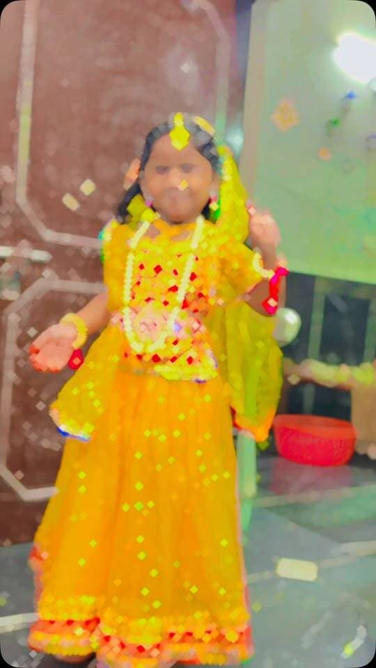 Mary Pyari Beti Seeta Ma ki Roop mein