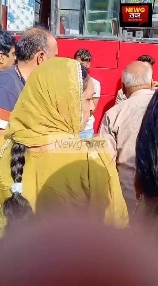 हमीरपुर जिला के भोटा बाजार में प्रवासी युवक ने मोबाईल फोन चुराया, बेचने पहुंचा दुकान पर मालिक ने रंगे हाथों पकड़ा, पहुंचा थाने