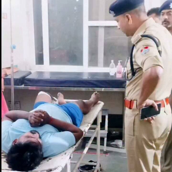 उत्तराखंड की पुलिस के हत्थे चढ़े असलाह तस्कर भारी मात्रा में असलाह बरामद देखिए पूरी खबर कहां के हैं बदमाश #kpnewsnetwork #LocalNews #uttarakhandpolic #उधमसिंहनगर_पुलिस