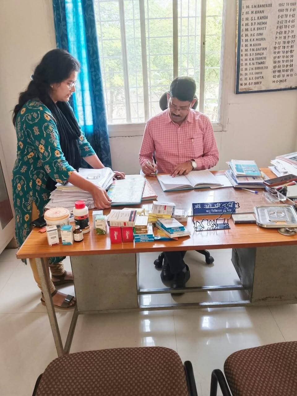 ➡️ सीएम जनविश्वास अभियान- 2026 के तहत बेहतर पशु स्वास्थ्य सेवाओं के लिए 16 अक्टूबर 2026 को सघन निरीक्षण किया गया।
📍 दयोदय गोशाला, खुरई
📍 पशु चिकित्सालय, खुरई
📍 शासकीय पशु चिकित्सालय, नरयावली
#CMJanvishwas #Khurai #Naryawali #AnimalWelfare #Sagar