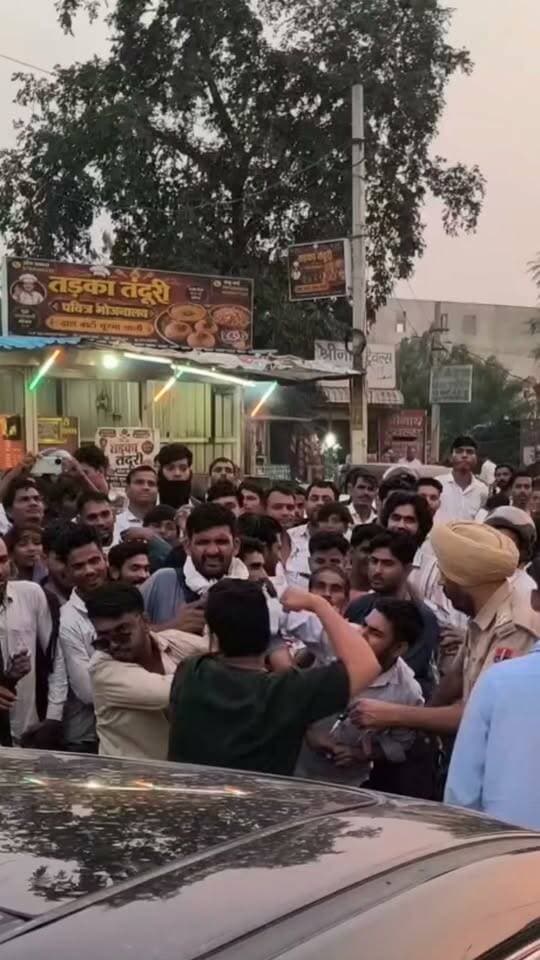 200 फिट बाई पास पर पति ने पत्नी को बॉयफ्रेंड के साथ पकड़ा! वीडियो सोशल मीडिया पर हो रहा वायरल! #RajasthanNews #jaipur