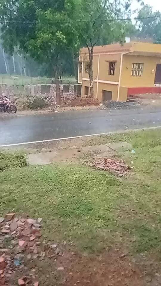 সপ্তমীর বিকেলে বৃষ্টি বাঁকুড়ার বিভিন্ন এলাকায়
#durgapuja #durgapujaspecial #weatherupdate #weatherreport #highlights #skybangla