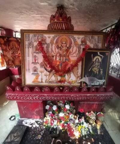 ଦେବଗଡ: ଦେବଗଡ଼ କଟାସର ଘାଟିରେ ମା’ କନକଦୁର୍ଗାଙ୍କ ମହାସପ୍ତମୀ ପୂଜା