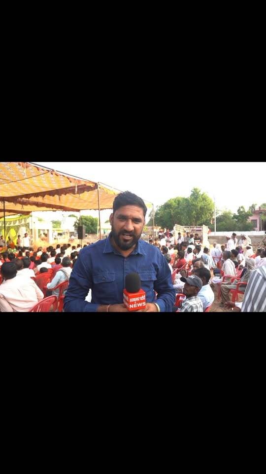 राजस्थान पंचायत चुनाव में गर्माया माहौल 🔥 मिठड़ी-बुंगी में नरसी मिठड़ी की दावेदारी, विकास के बड़े वादे!
#RajasthanNews #RajasthanPanchayatElection #NarsiMithri #Mithri #Bungi SarpanchElection PanchayatChunav RajasthanPolitics VillageDevelopment GroundReport RajasthanVillageNews SarpanchChunav RajkumarPatoudiNews BreakingNews RajasthanElection