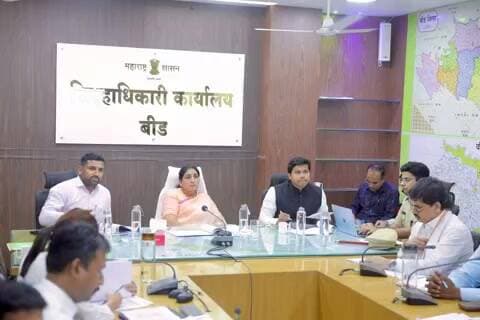 अंधेरी: बीडमध्ये दुष्काळानंतर पीक पंचनामे लवकर पूर्ण करा; सुनेत्रा पवारांचा आदेश