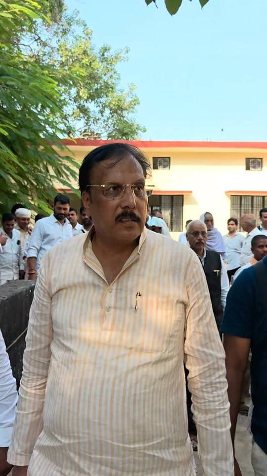 सदर तहसील में किए गए कार्यों का सांसद राजीव राय ने किया लोकार्पण