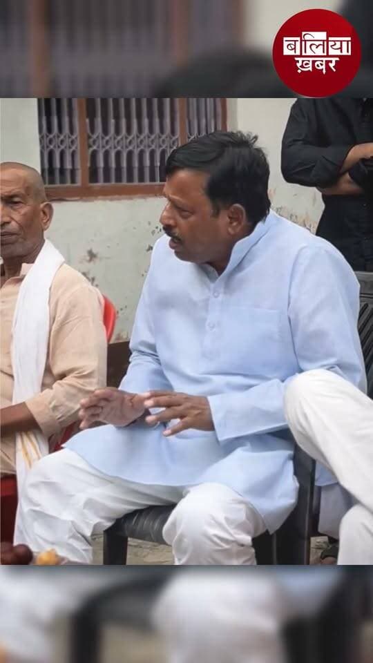 कटान प्रभावितों के बीच पहुंचे ई. दिनेश सिंह, समस्याओं के समाधान के लिए उठाई आवाज
#Ballia #Balliakhabar #bairia #Dineshsingh