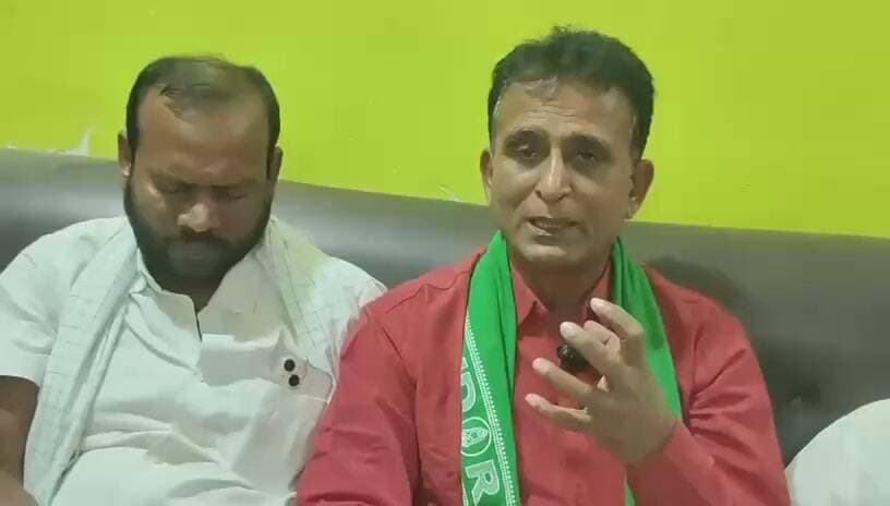 जहाँ अशोक महतो जाते है वही हॉट सिट हो जाता है