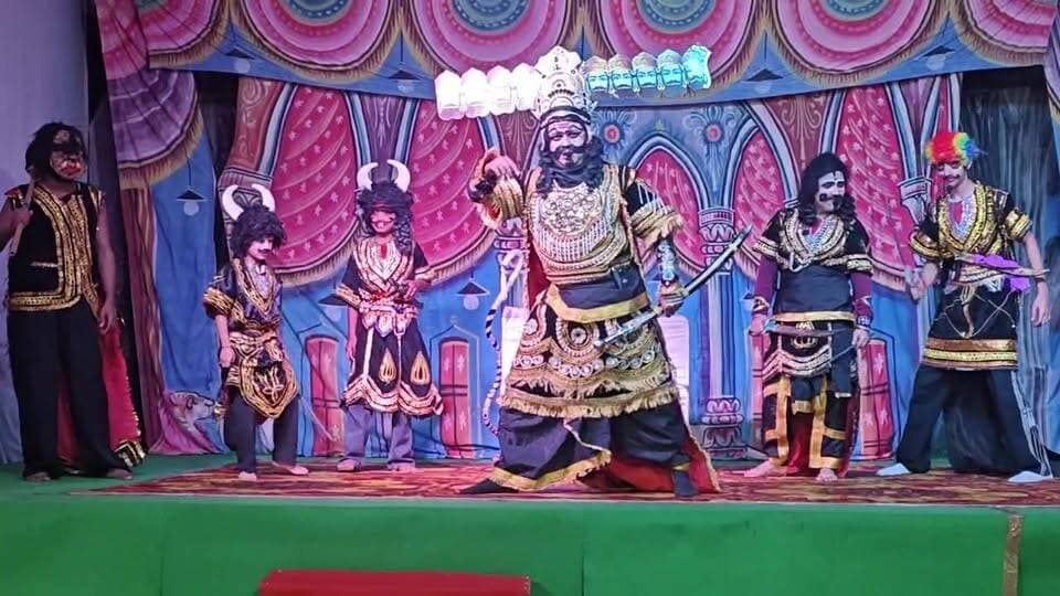 जय श्री रामलीला : अटक फार्म सेलाकुई देहरादून आज छठा दिवस
#follower #highlightseveryone