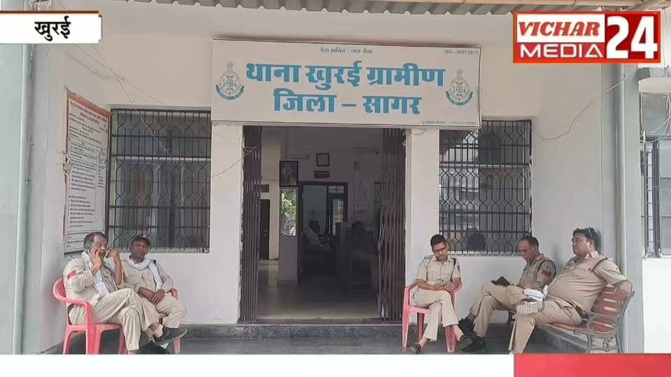प्रोजेक्ट देने जा रहे थे 3 MBA छात्र, रास्ते में हुआ ऐसा हादसा कि ABVP नगर मंत्री नहीं लौट सके #khurainews #sagarnews #drharishinghgouruniversity #ABVP #StudentSuccess #accident #hospitals