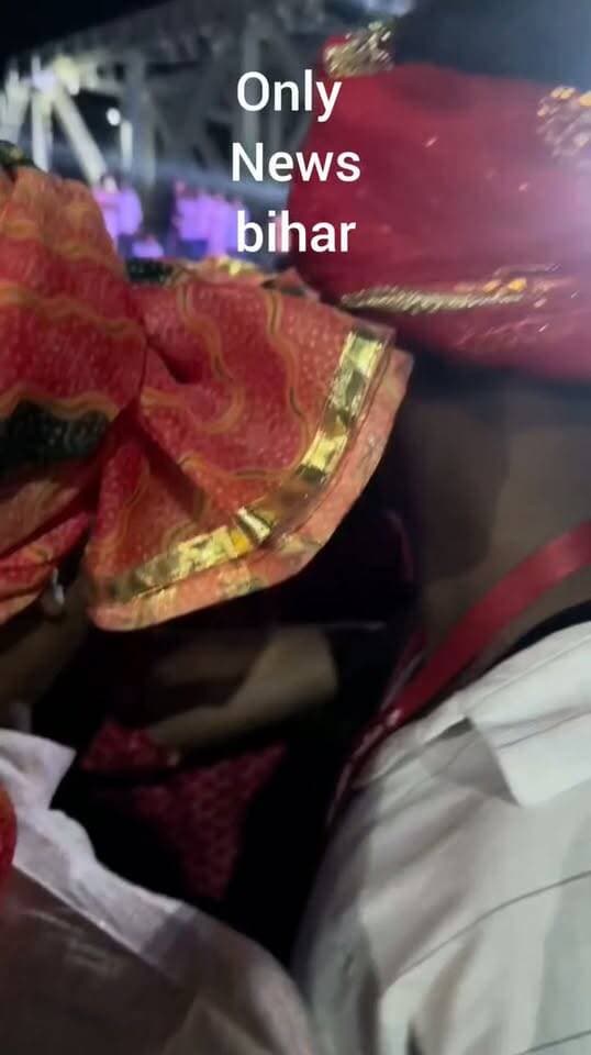 लखीसराय। छोटी दुर्गा मंदिर बेलभरनी शोभा यात्रा के दौरान वायरल वीडियो।