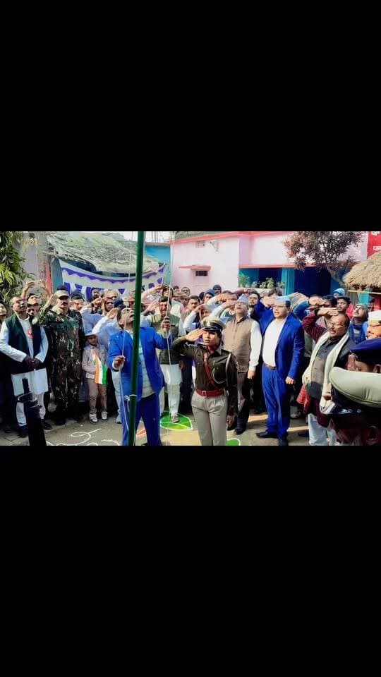 सहरसा जिला के बनमा ईटहरी थाना परिसर में थानाध्यक्ष खुशबू कुमारी ने किया झंडोत्तोलन...
#बनमा_ईटहरी #पुलिस #saharsa_bihar