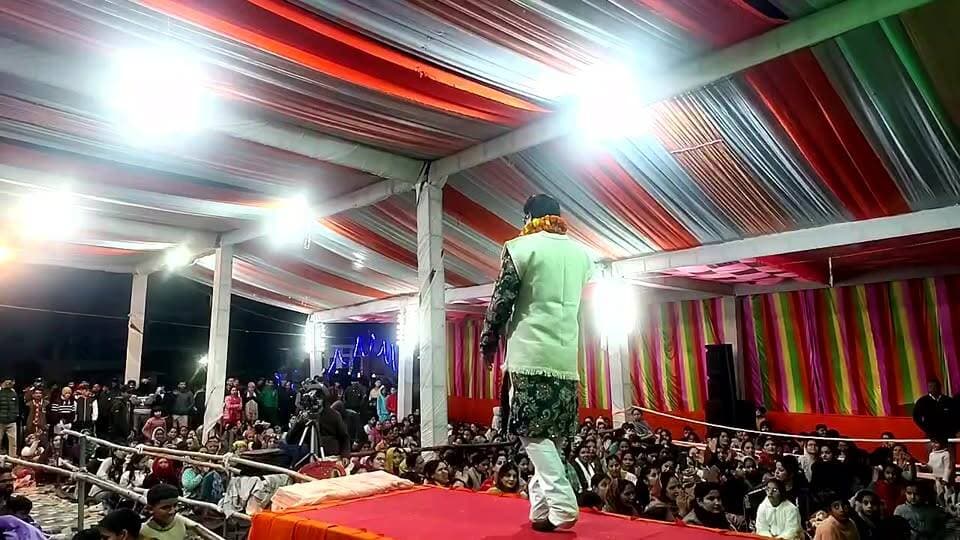 लोक गायक सौरभ मैठानी की धमाकेदार प्रस्तुति ..