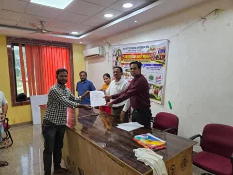 कैंपियरगंज: गोरखनाथ केंद्र में व्यावसायिक बकरी पालन पर पांच दिवसीय प्रशिक्षण पूरा