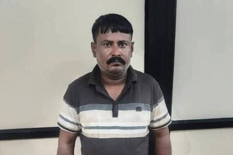 കോഴിക്കോട്: കോഴിക്കോട് അനധികൃതമായി താമസിച്ച ബംഗ്ലാദേശ് സ്വദേശി പിടിയിൽ