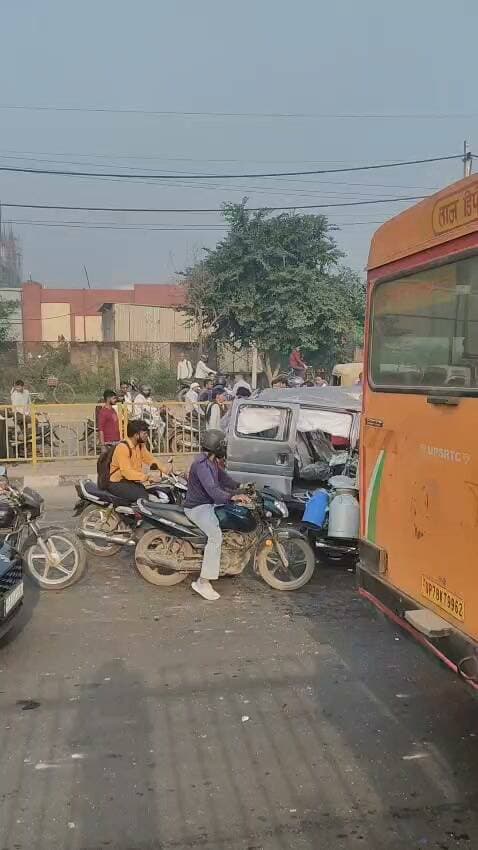 भीषण एक्सीडेंट कई लोग घायल...